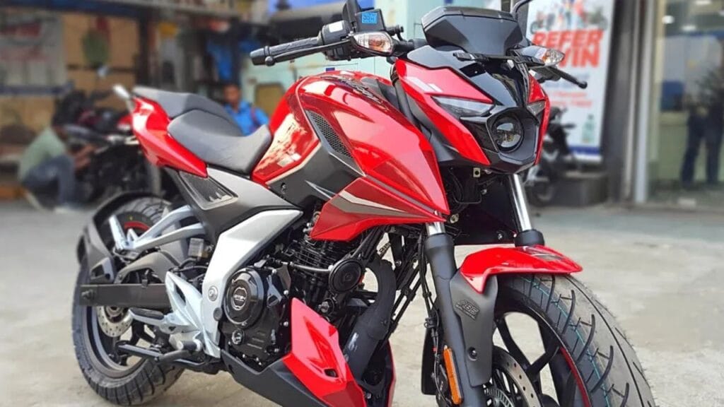 Bajaj Pulsar N160 भारत में लॉन्च हो चुकी है। जानिए इसके इंजन, माइलेज, फीचर्स और कीमत से जुड़ी पूरी जानकारी आसान भाषा में।