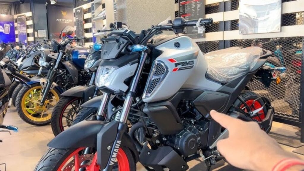 Yamaha FZ S FI